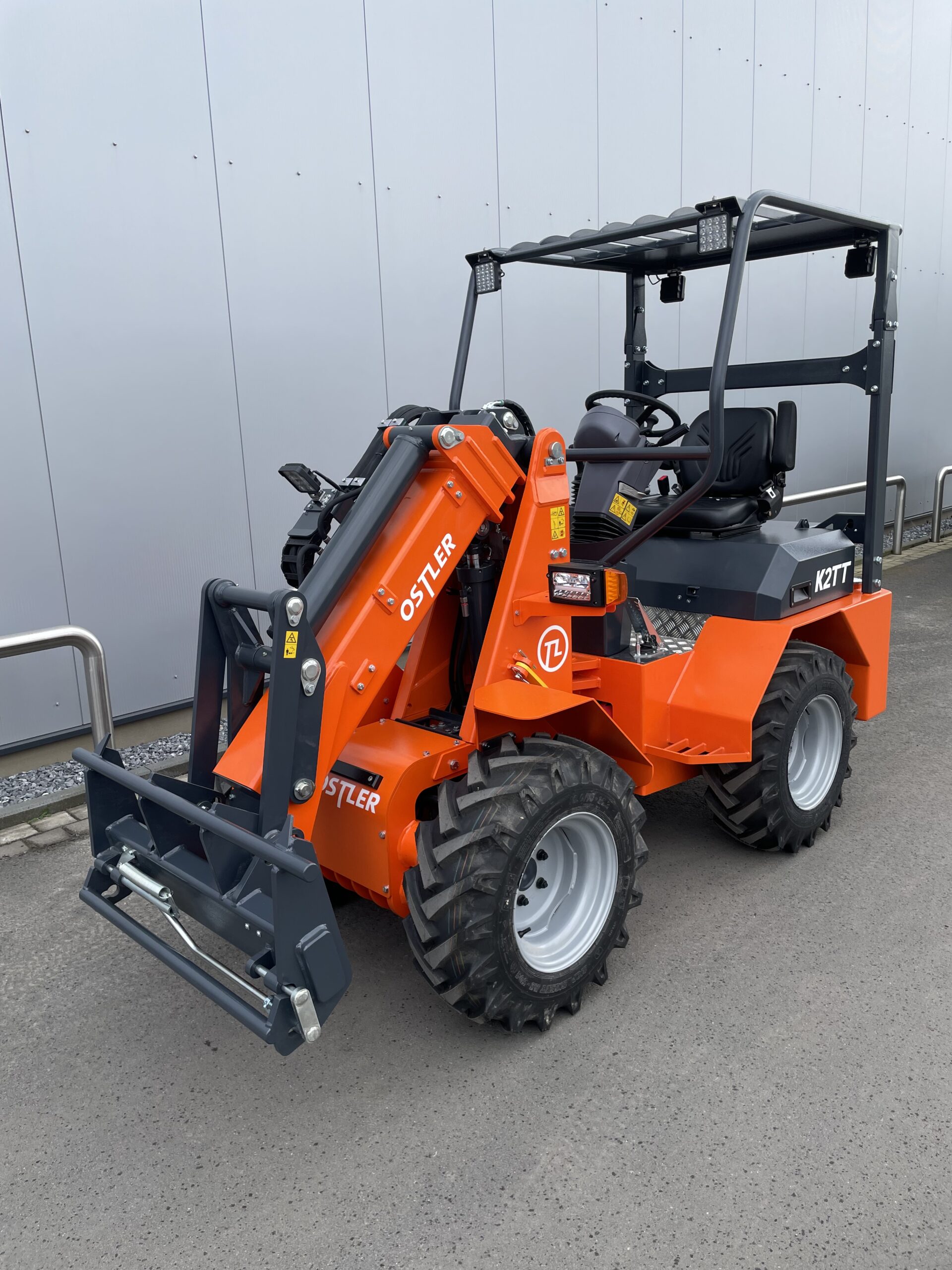 Lader K2TT nordwestliche Ansicht