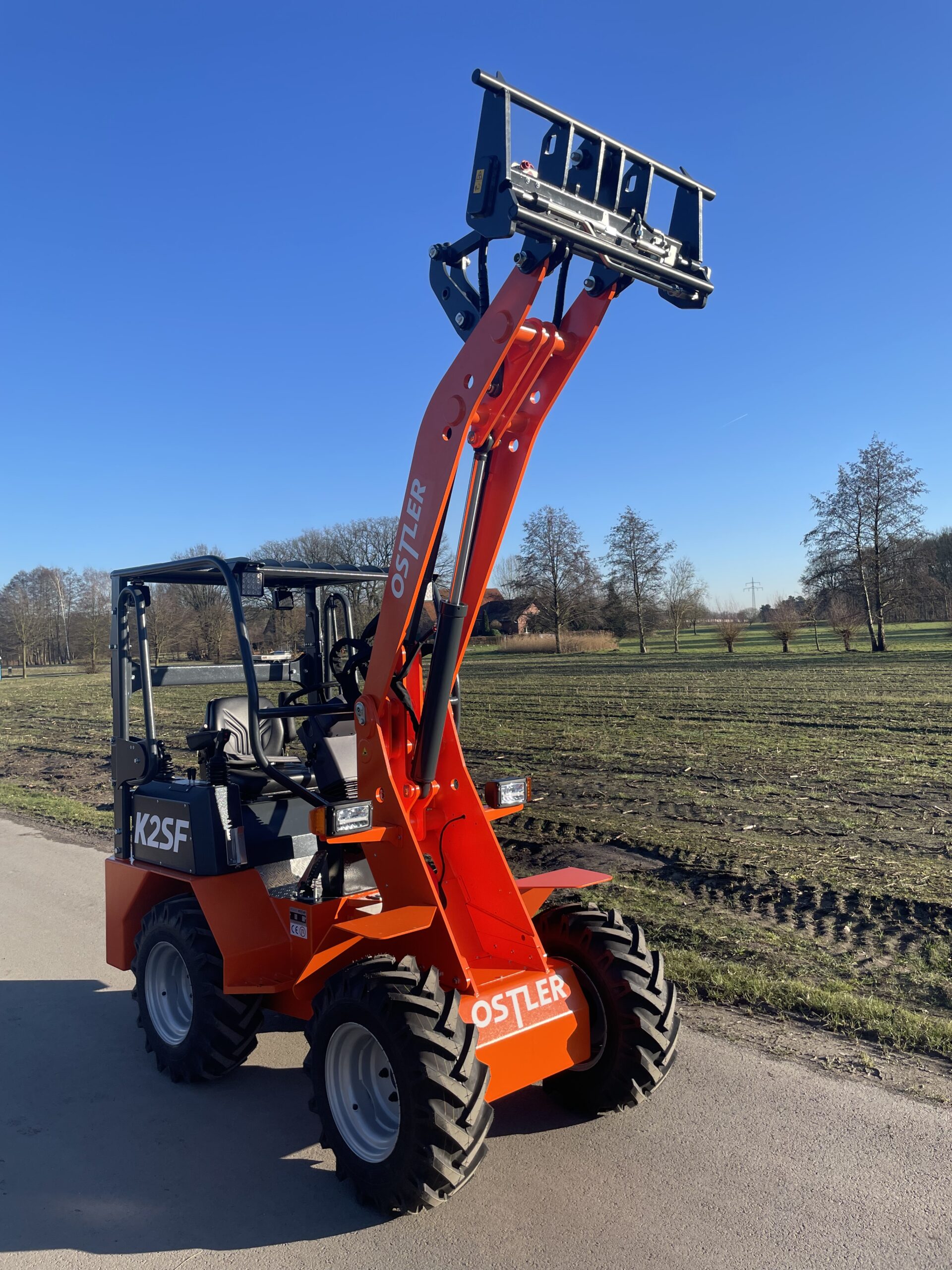 Lader K2TT mit Forstzange
